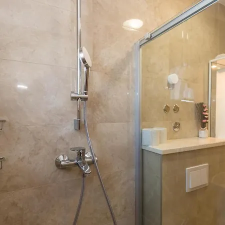 Two-bedroom In Ploce *